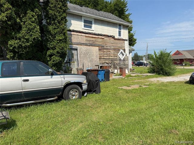 149 W State Street, Montrose, MI 48457