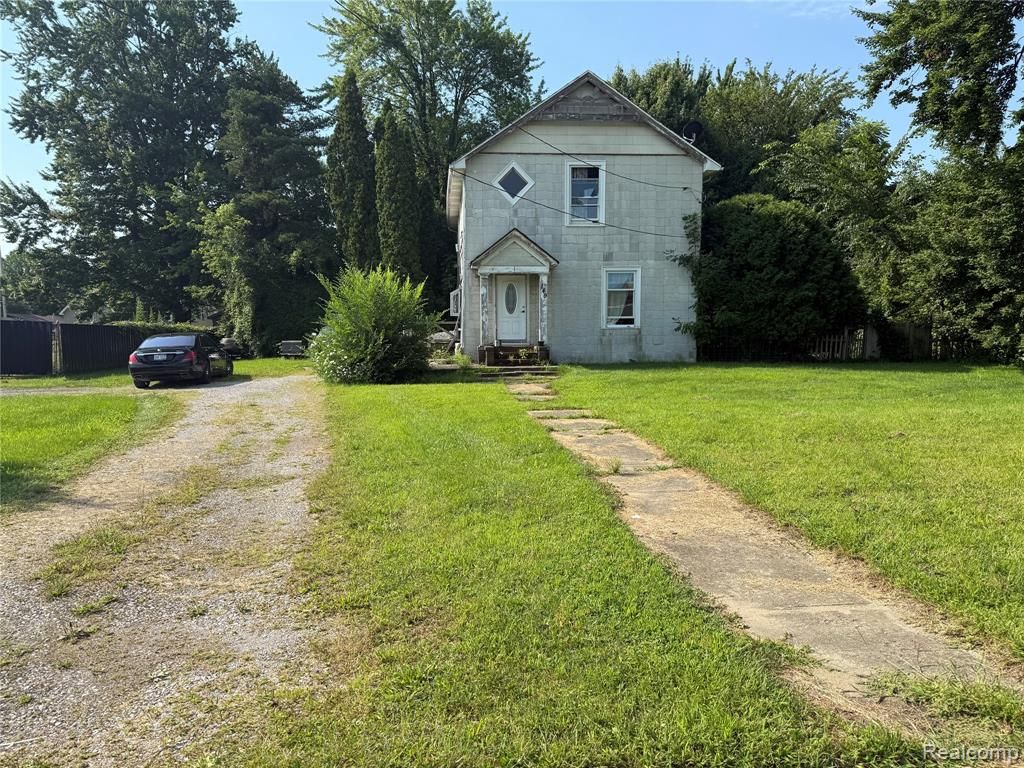 149 W State Street, Montrose, MI 48457