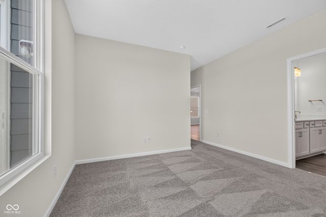 3200 Balsamroot Drive, Greenwood, IN 46143