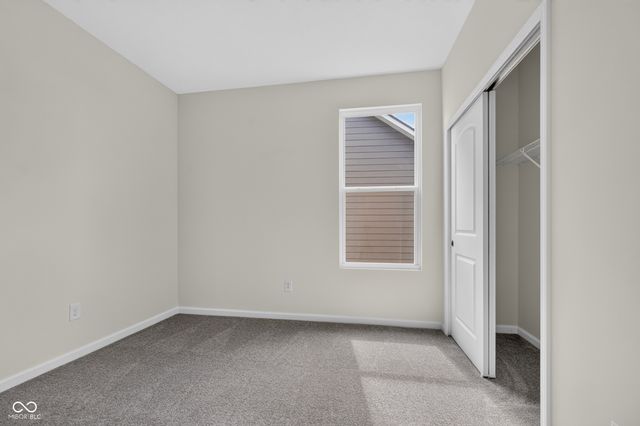 3200 Balsamroot Drive, Greenwood, IN 46143