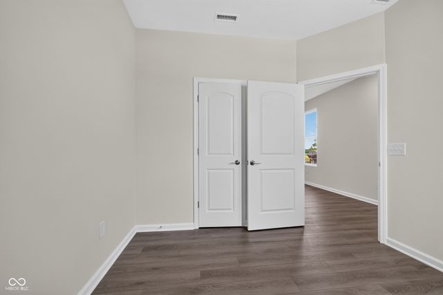 3200 Balsamroot Drive, Greenwood, IN 46143