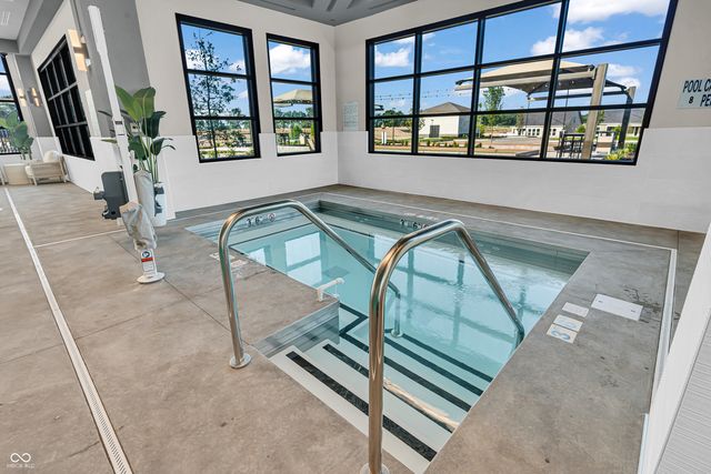3200 Balsamroot Drive, Greenwood, IN 46143