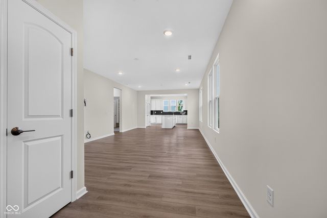 3200 Balsamroot Drive, Greenwood, IN 46143