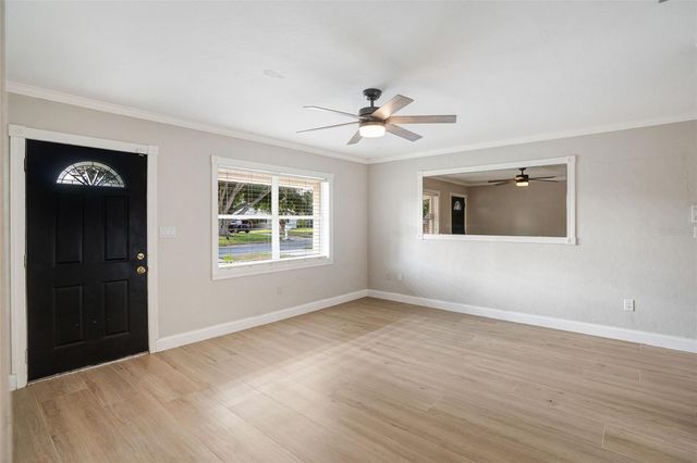 4200 DES PLAINES DRIVE, Sarasota, FL 34233