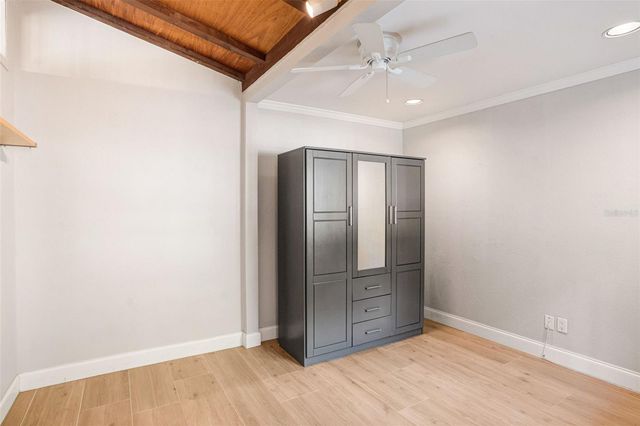 4200 DES PLAINES DRIVE, Sarasota, FL 34233
