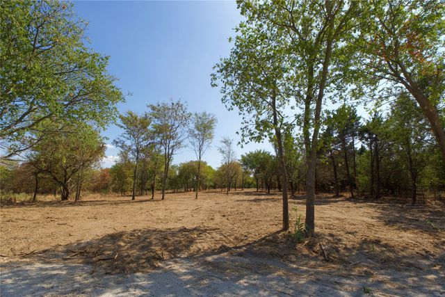 000 Reason Jones Road, Valley View, TX 76272