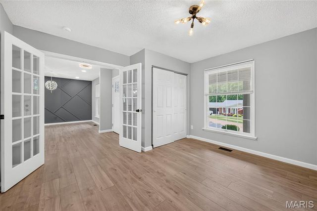 4741 Melissa Jo Lane, St Louis, MO 63128