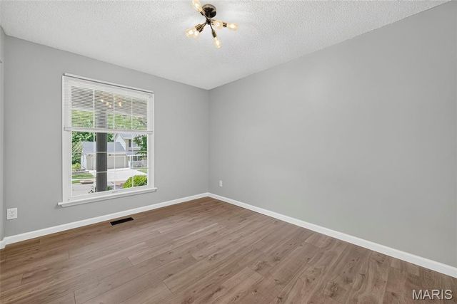 4741 Melissa Jo Lane, St Louis, MO 63128