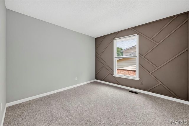 4741 Melissa Jo Lane, St Louis, MO 63128