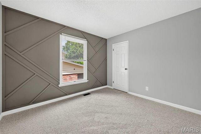 4741 Melissa Jo Lane, St Louis, MO 63128
