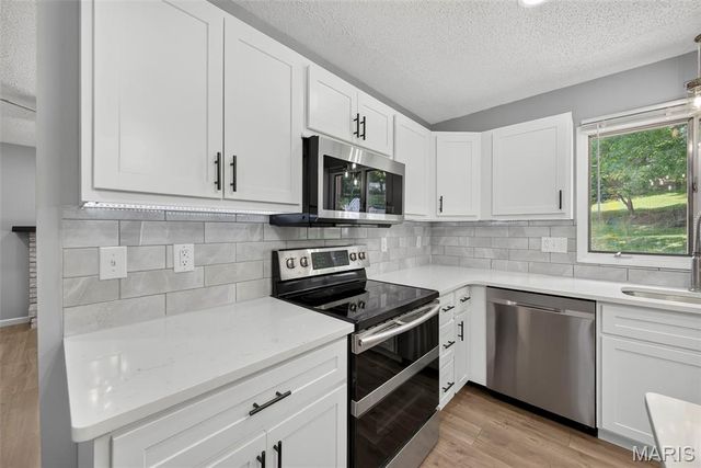 4741 Melissa Jo Lane, St Louis, MO 63128