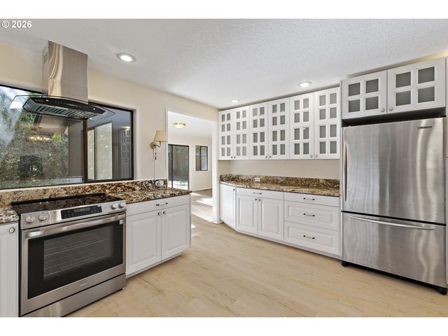 58901 NEHALEM Hwy S, Vernonia, OR 97064