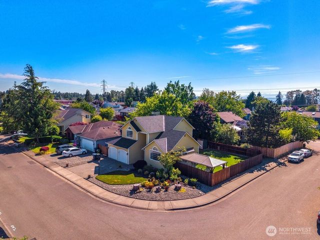 1412 90th Drive NE, Lake Stevens, WA 98258