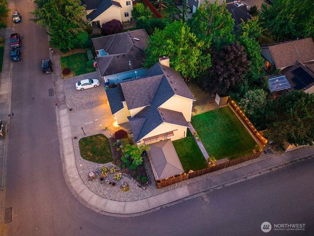 1412 90th Drive NE, Lake Stevens, WA 98258