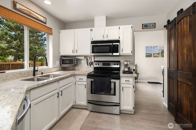 1412 90th Drive NE, Lake Stevens, WA 98258