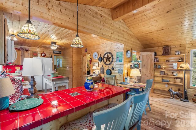 152 Brown Farm Drive, Marion, NC 28752