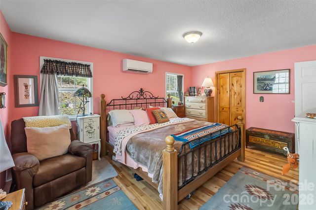 152 Brown Farm Drive, Marion, NC 28752