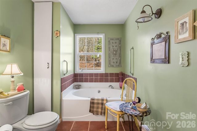 152 Brown Farm Drive, Marion, NC 28752