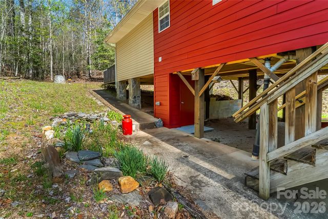 152 Brown Farm Drive, Marion, NC 28752