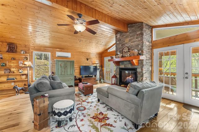 152 Brown Farm Drive, Marion, NC 28752