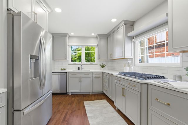 27 Hoffman Avenue, Columbus, OH 43205