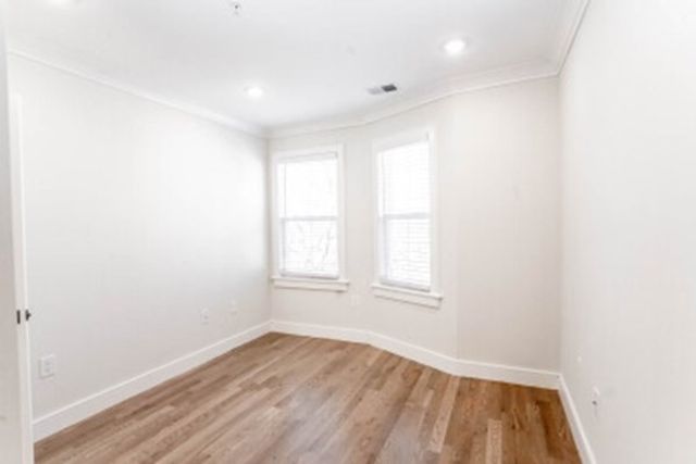 14 Atkins 2, Boston, MA 02134