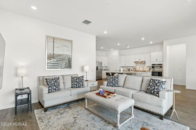 5190 W Ridgemont Court, Tucson, AZ 85742