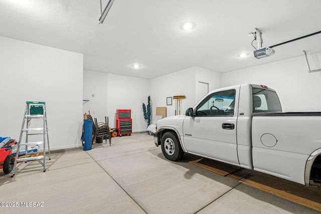 5190 W Ridgemont Court, Tucson, AZ 85742