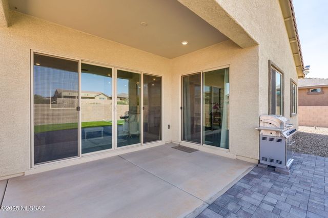 5190 W Ridgemont Court, Tucson, AZ 85742