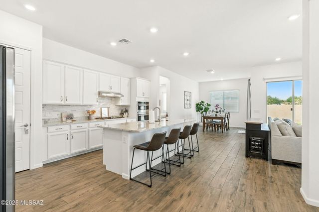 5190 W Ridgemont Court, Tucson, AZ 85742