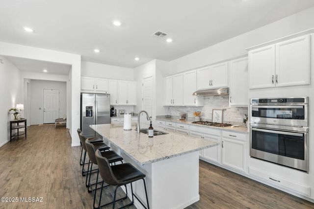 5190 W Ridgemont Court, Tucson, AZ 85742