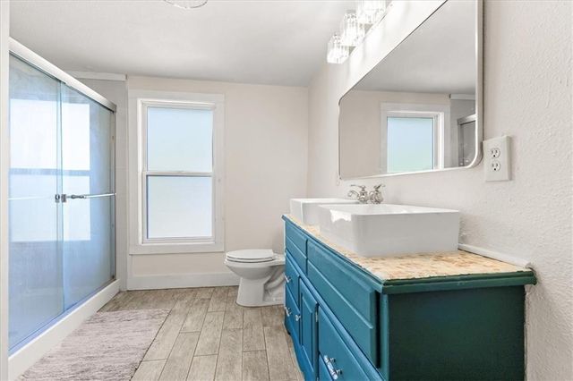325 Ord Street, Kansas City, MO 64124
