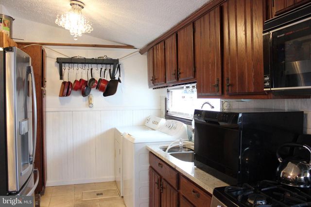 739 WESTWOOD LN, Aldan, PA 19018