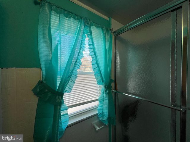 739 WESTWOOD LN, Aldan, PA 19018