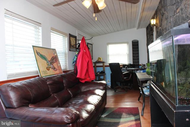 739 WESTWOOD LN, Aldan, PA 19018