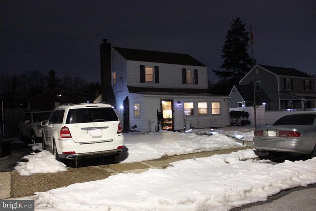 739 WESTWOOD LN, Aldan, PA 19018