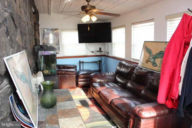 739 WESTWOOD LN, Aldan, PA 19018