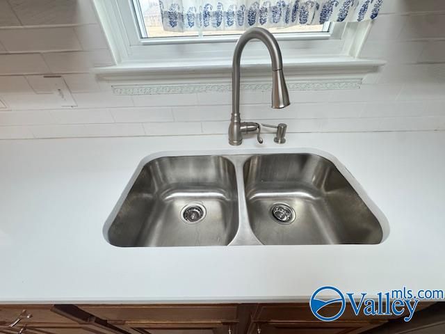 236 Misty Cove Court, New Market, AL 35761