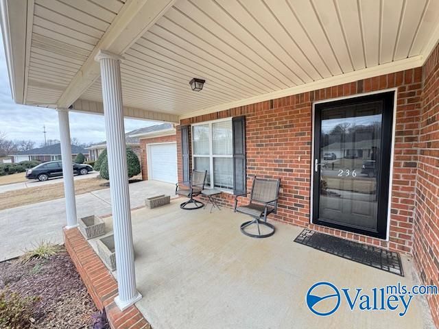 236 Misty Cove Court, New Market, AL 35761