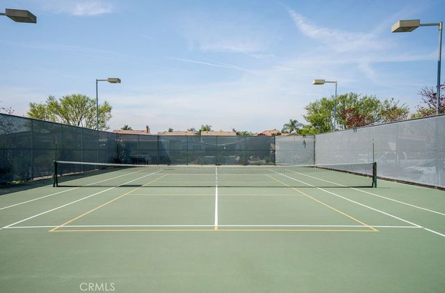 1235 Harbor Lake 13, Brea, CA 92821