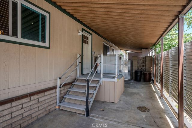 1235 Harbor Lake 13, Brea, CA 92821