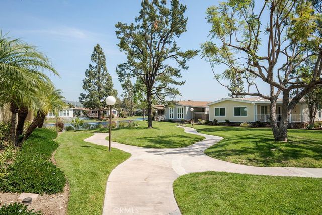 1235 Harbor Lake 13, Brea, CA 92821