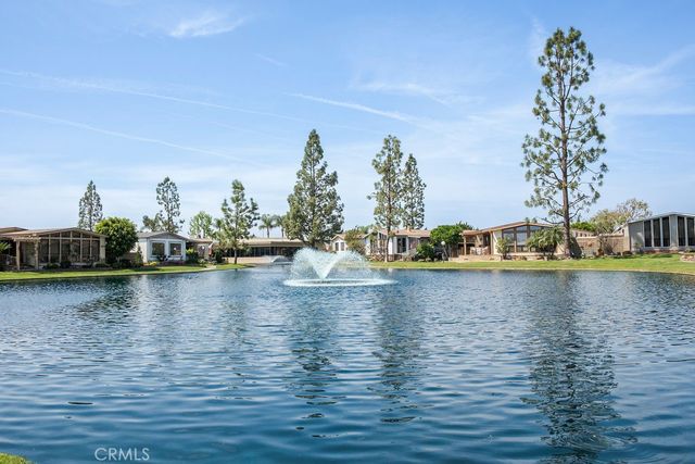 1235 Harbor Lake 13, Brea, CA 92821