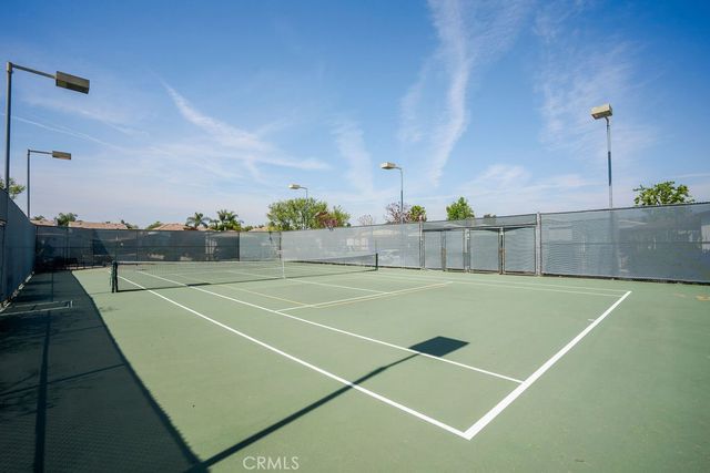 1235 Harbor Lake 13, Brea, CA 92821