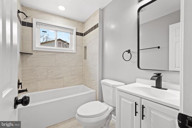 4718 BOILING BROOK PKWY, Rockville, MD 20852