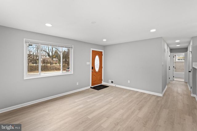 4718 BOILING BROOK PKWY, Rockville, MD 20852