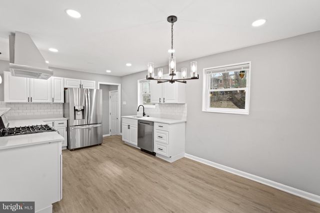 4718 BOILING BROOK PKWY, Rockville, MD 20852