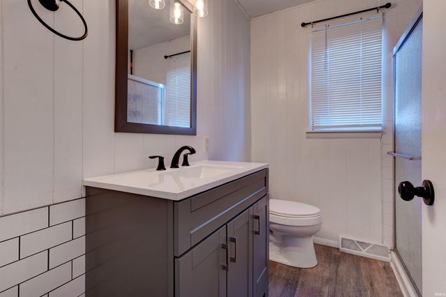 1804 12th Street, Tell City, IN 47586