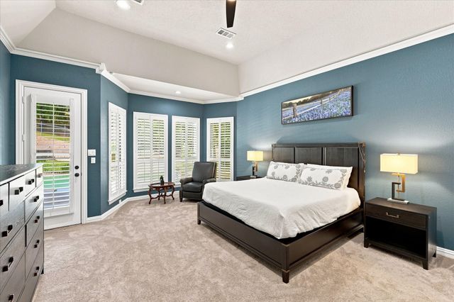 686 Knob Hill Court, Argyle, TX 76226