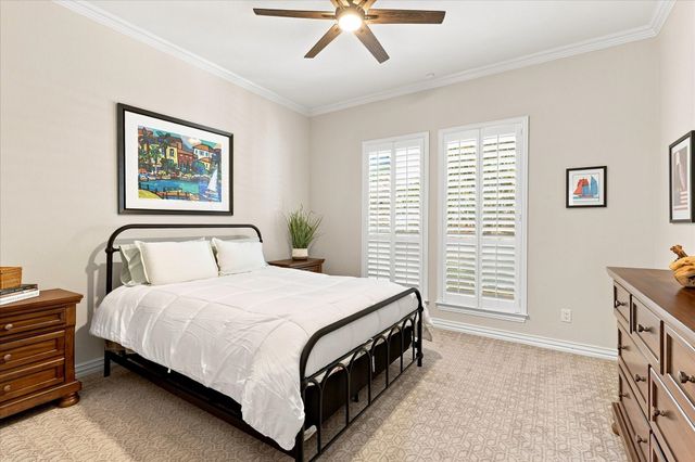 686 Knob Hill Court, Argyle, TX 76226